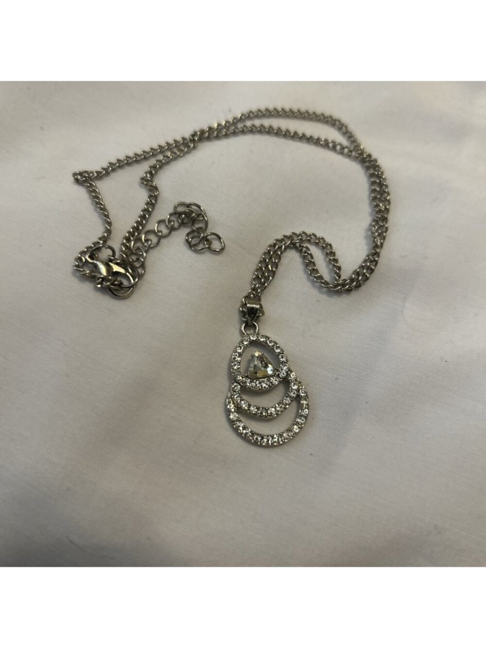 RHINESTONE Pendant on Silver Color Chain Casual Office Teen Cute Necklace